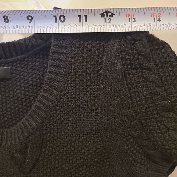 Express Knit Black Top - Picture 3 of 8